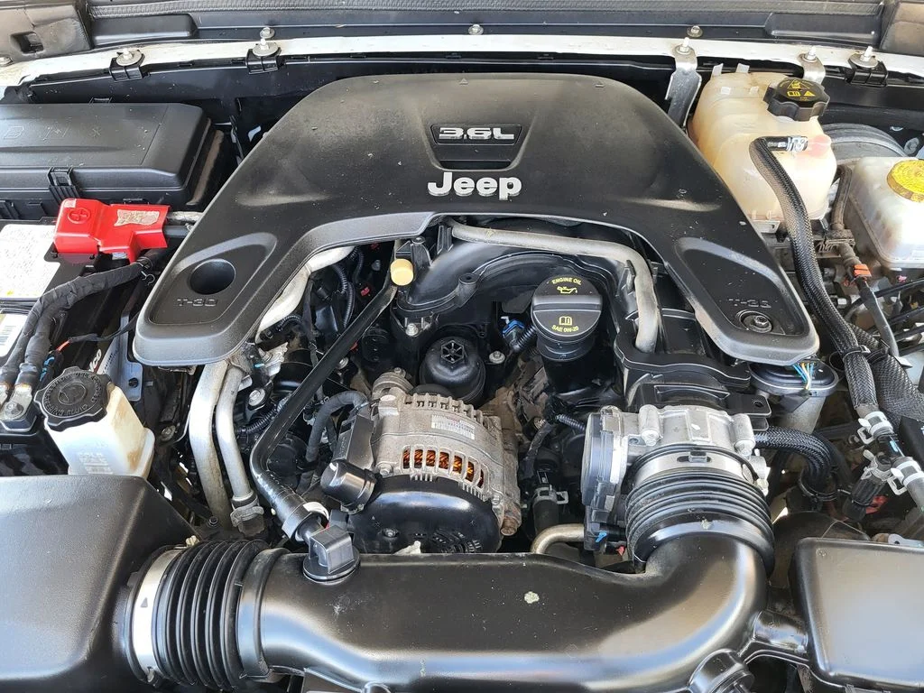 Used 2019 White Jeep Rubicon image 22