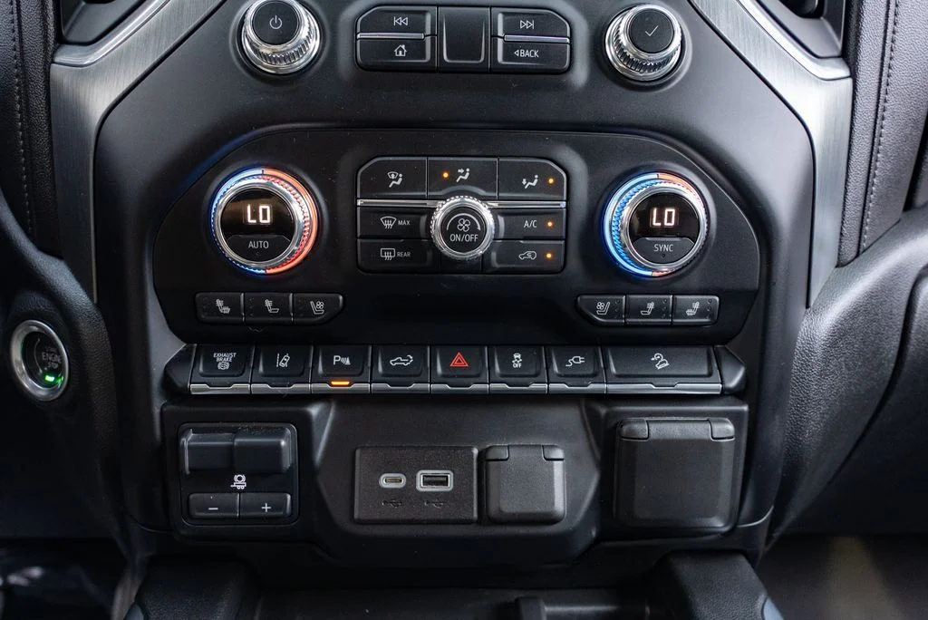 Used 2020 Black GMC Denali image 19