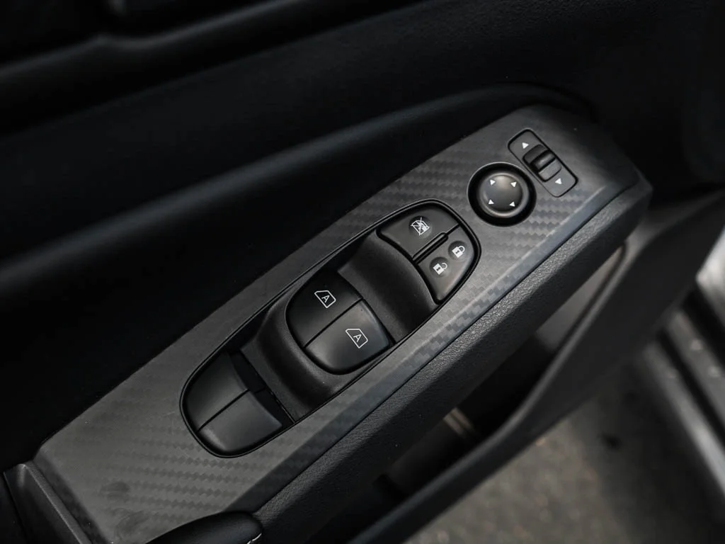 New 2026 Gun Metallic Nissan 2.5 SV image 15