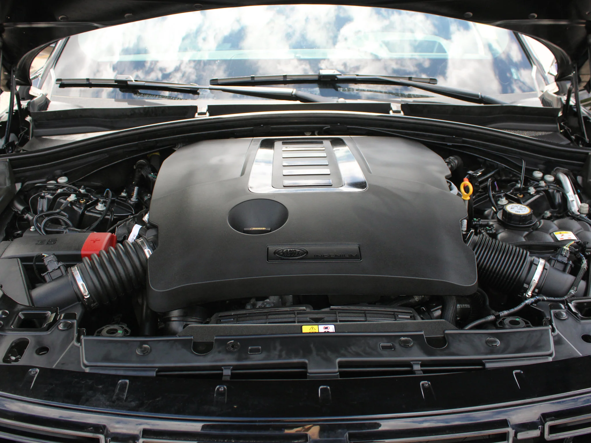 Certified Used 2024 Black Land Rover Dynamic HSE * Mild-Hybrid | 395 HP | Apple CarPlay | Massage Seats | Meridian image 11