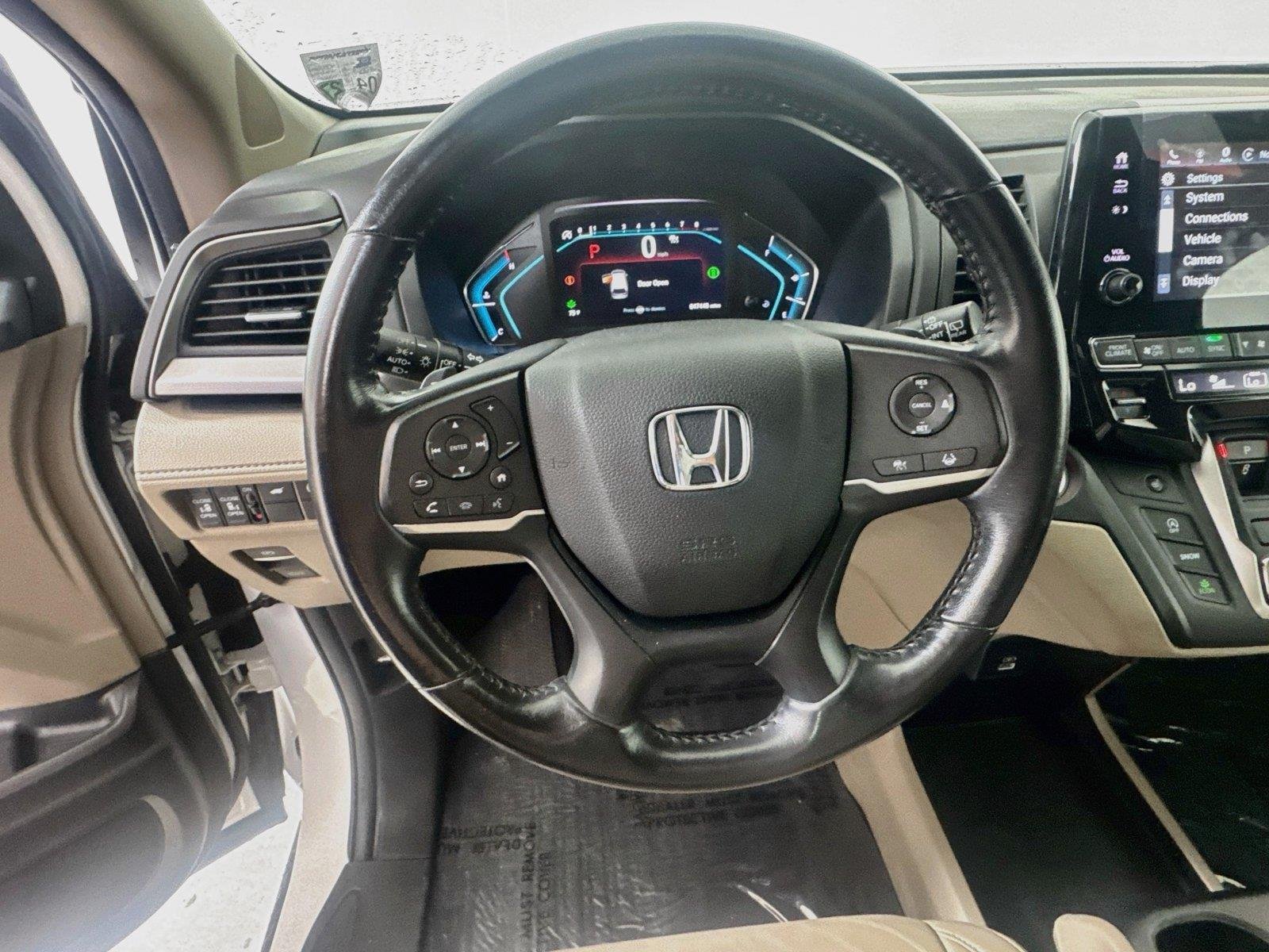 Used 2024 Platinum White Pearl Honda EX-L image 11