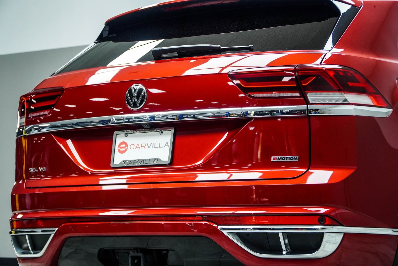 Used 2020 Red Volkswagen 3.6L V6 SEL Premium R-Line image 13