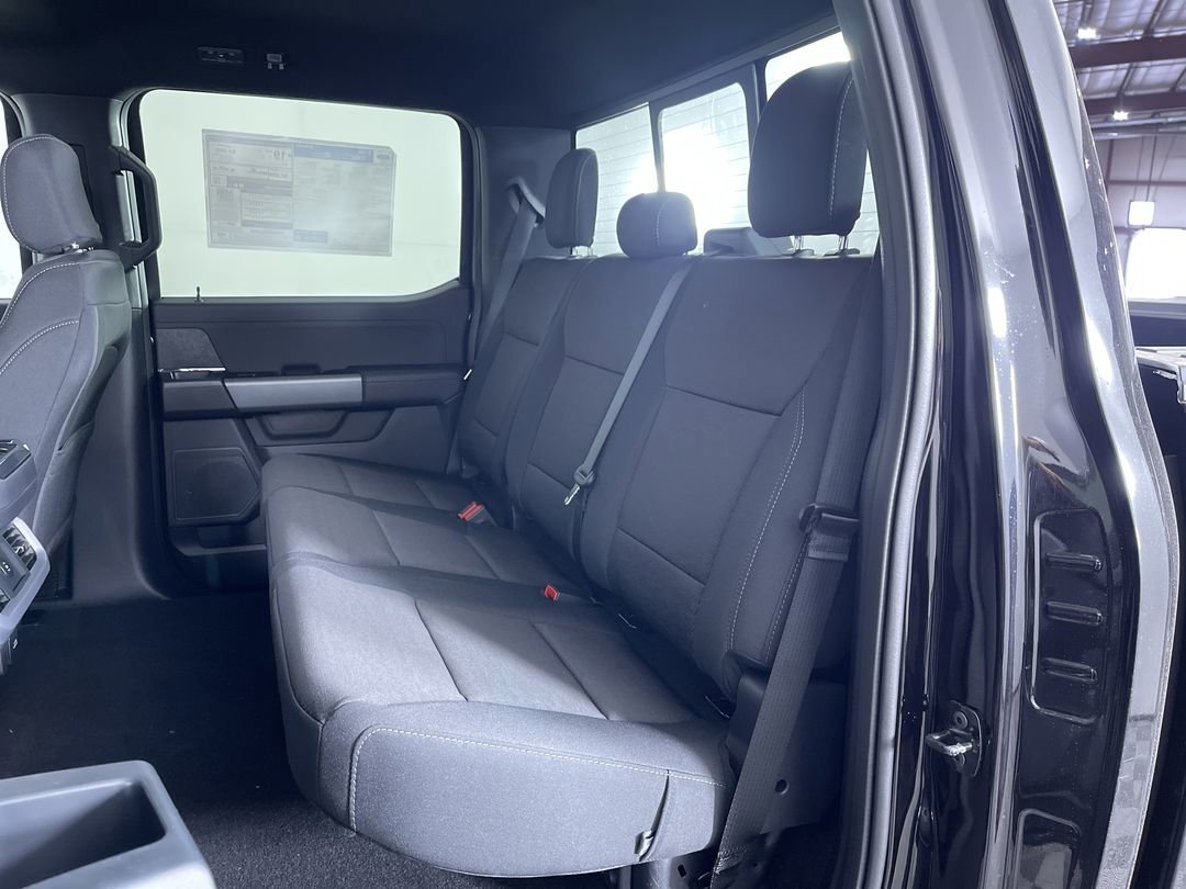 New 2026 Agate Black Metallic Ford XLT image 23