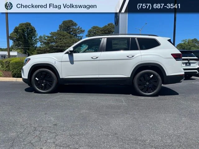 New 2026 White Volkswagen 2.0T SE w/Technology image 4