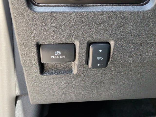 New 2026 Carbonized Gray Metallic Ford F-250® Lariat® image 68