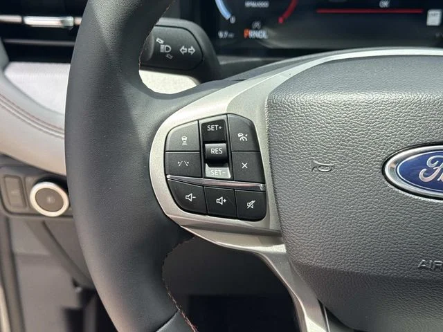 New 2026 Carbonized Gray Metallic Ford Active image 40