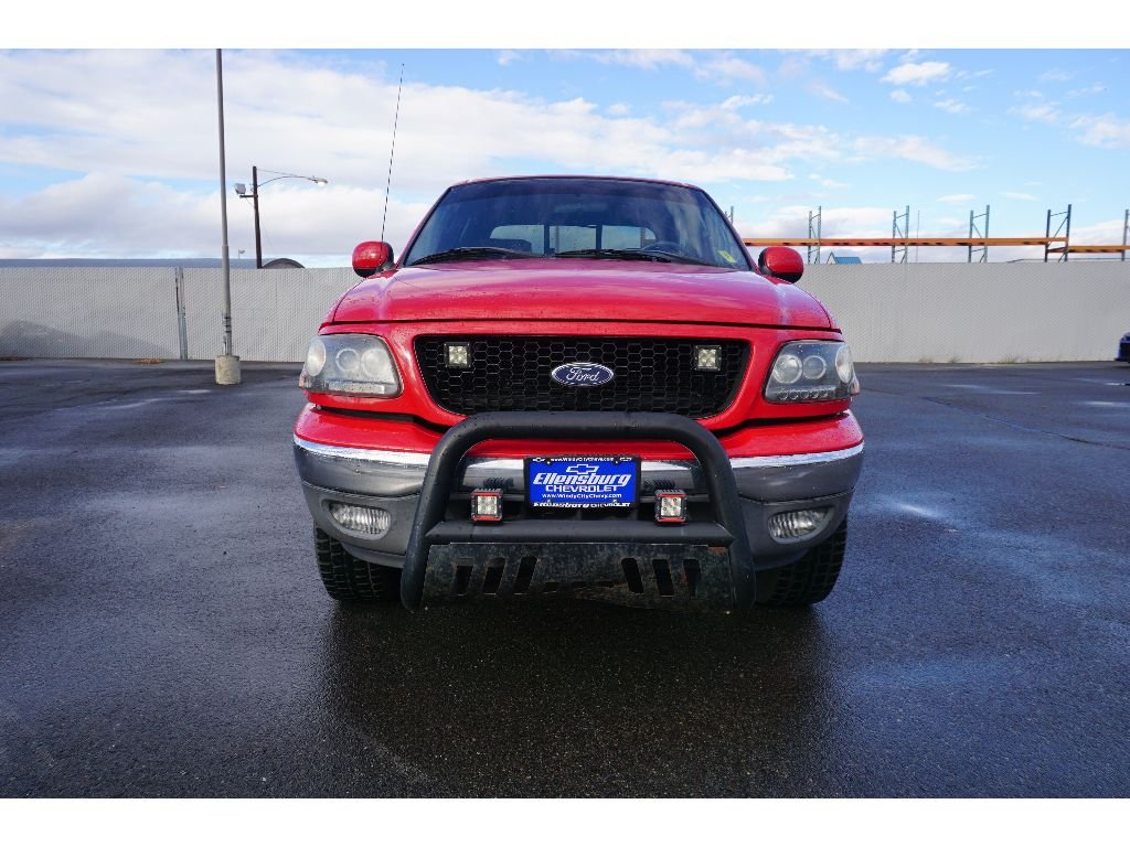 2003 Ford F-150 XLT photo 2