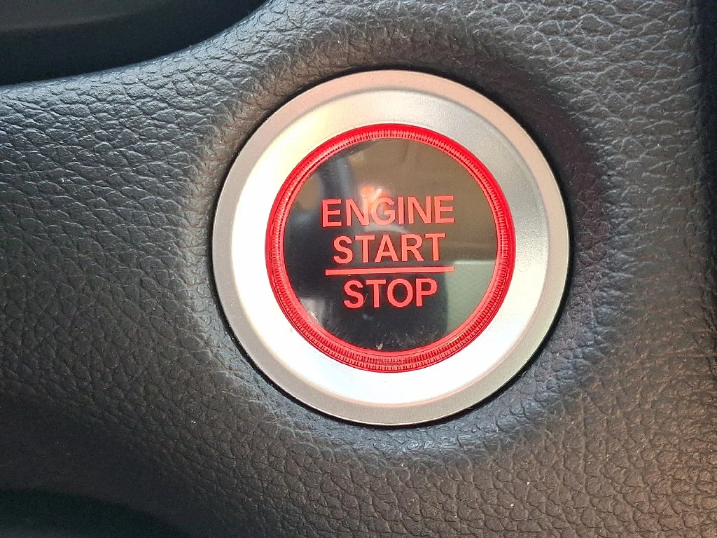 Used 2022 White Honda EX image 23