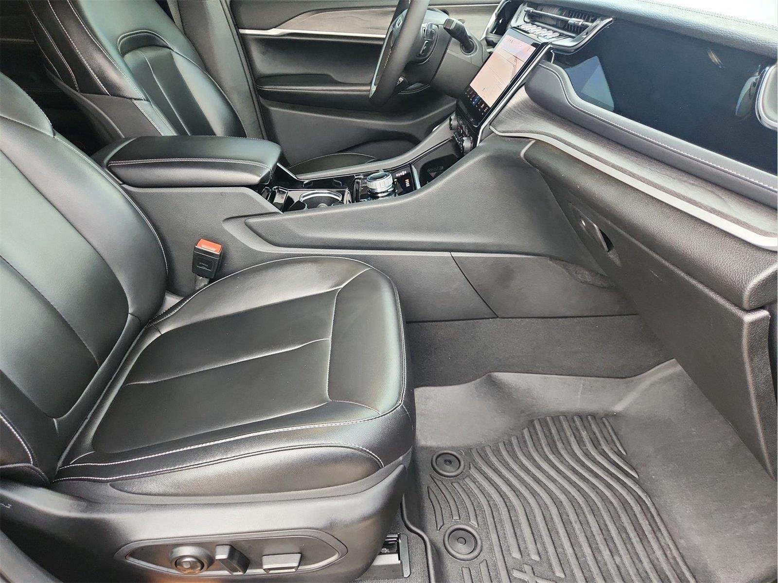 2023 Jeep Grand Cherokee 4xe BASE Gray at Davis Chevrolet