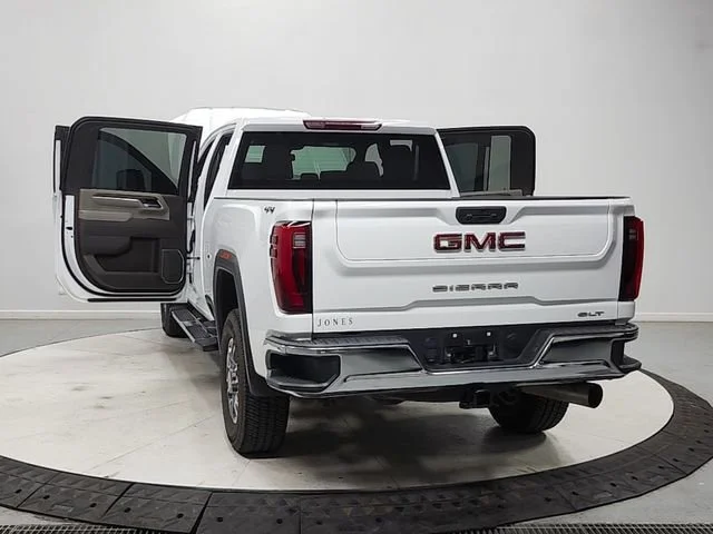 Used 2025 Summit White GMC SLT image 14