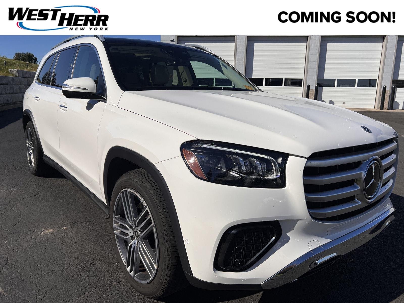 Used 2024  Mercedes-Benz  image 1