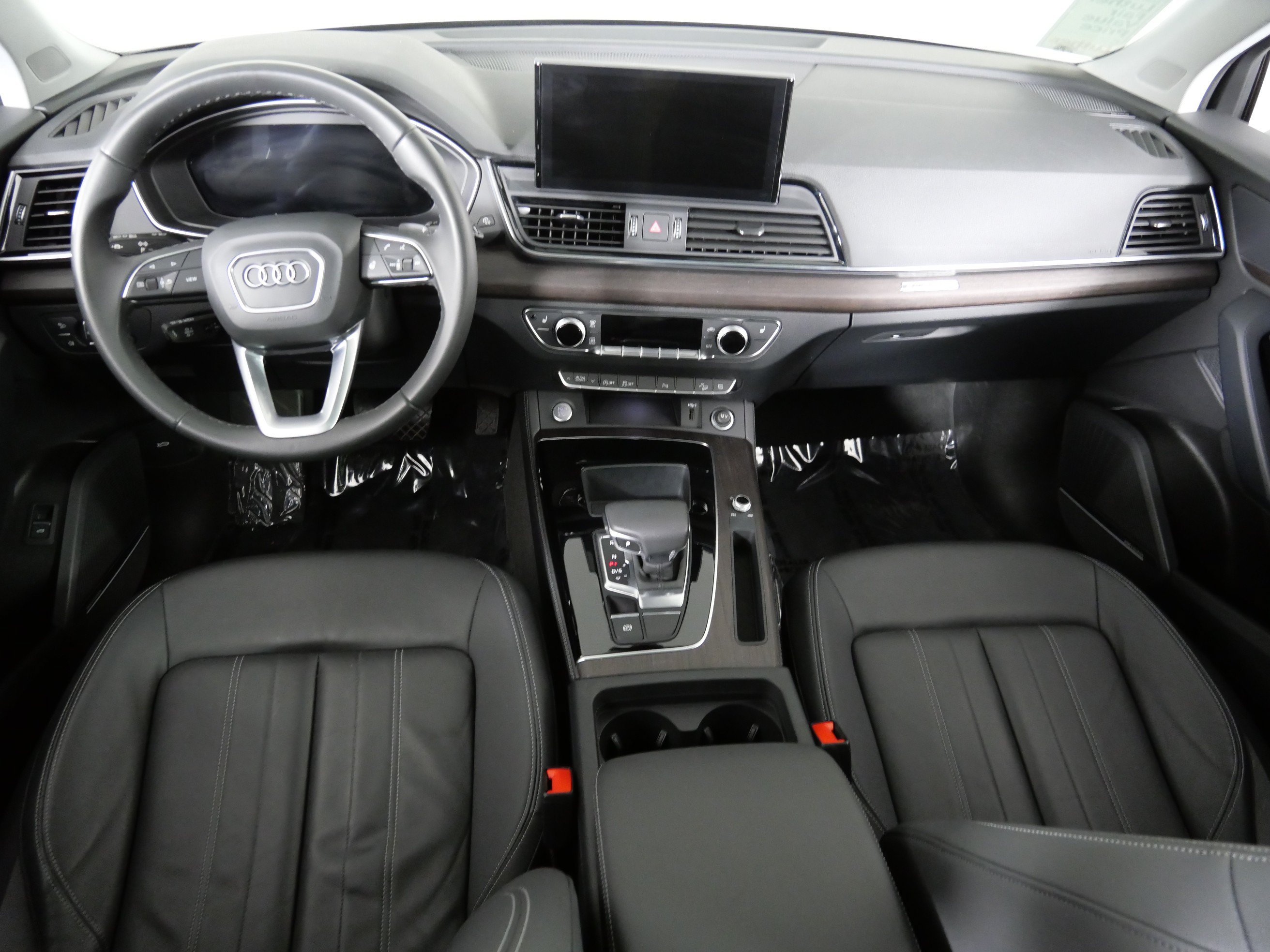 Used 2023 Brilliant Black Audi Premium Plus image 10