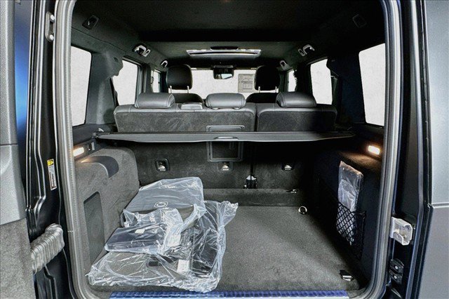 New 2027 MANUFAKTUR Night Black Magno Mercedes-Benz G 580e image 54