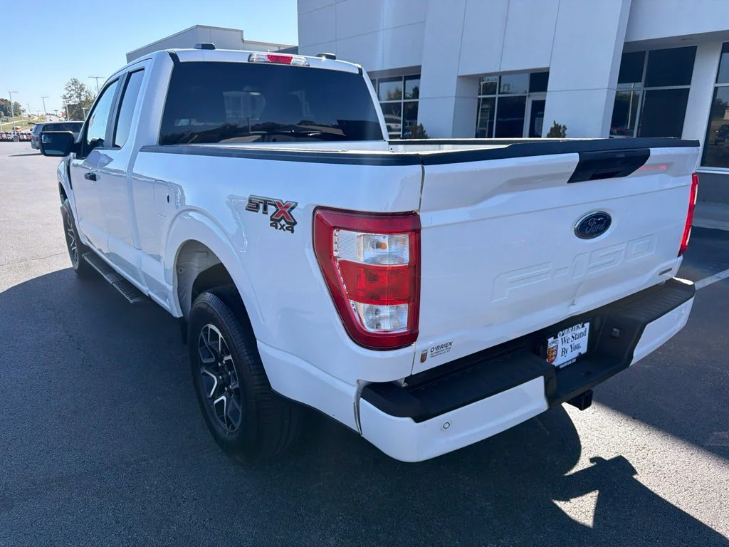 Used 2023 Oxford White Ford XL image 3