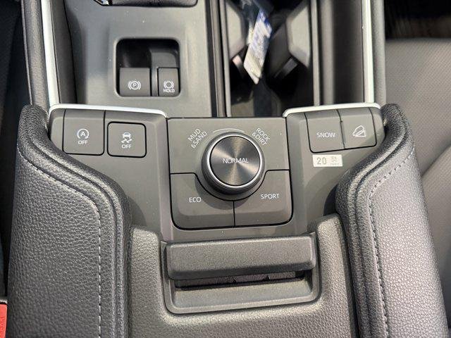 Certified Used 2026 WIND CHILL PEARL Toyota  image 44
