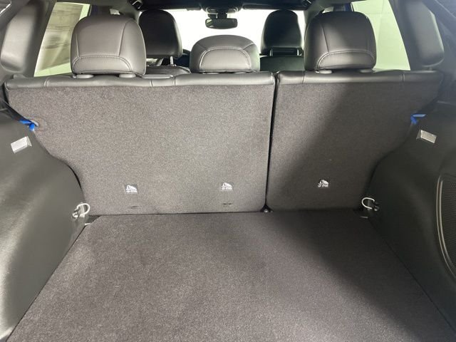 New 2026 Hydro Blue Pearlcoat Jeep Latitude image 21