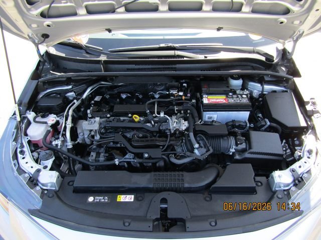Certified Used 2022 Classic Silver Metallic Toyota SE image 31