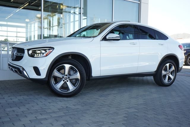 Certified Used 2023  Mercedes-Benz GLC 300 Coupe image 4