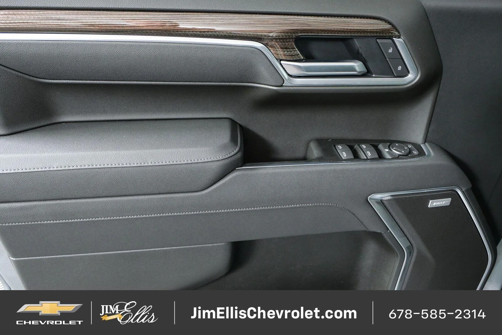 New 2026 Sterling Gray Metallic Chevrolet RST image 7