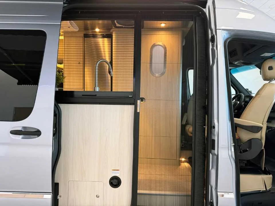 New 2026 SILVER AIRSTREAM  image 43
