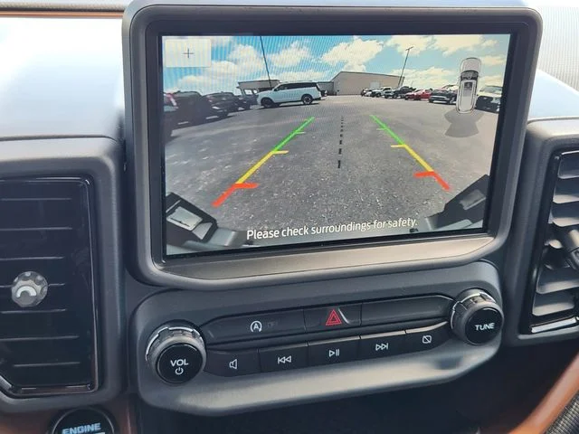 Used 2023 Cactus Green / Gray Ford Outer Banks image 18