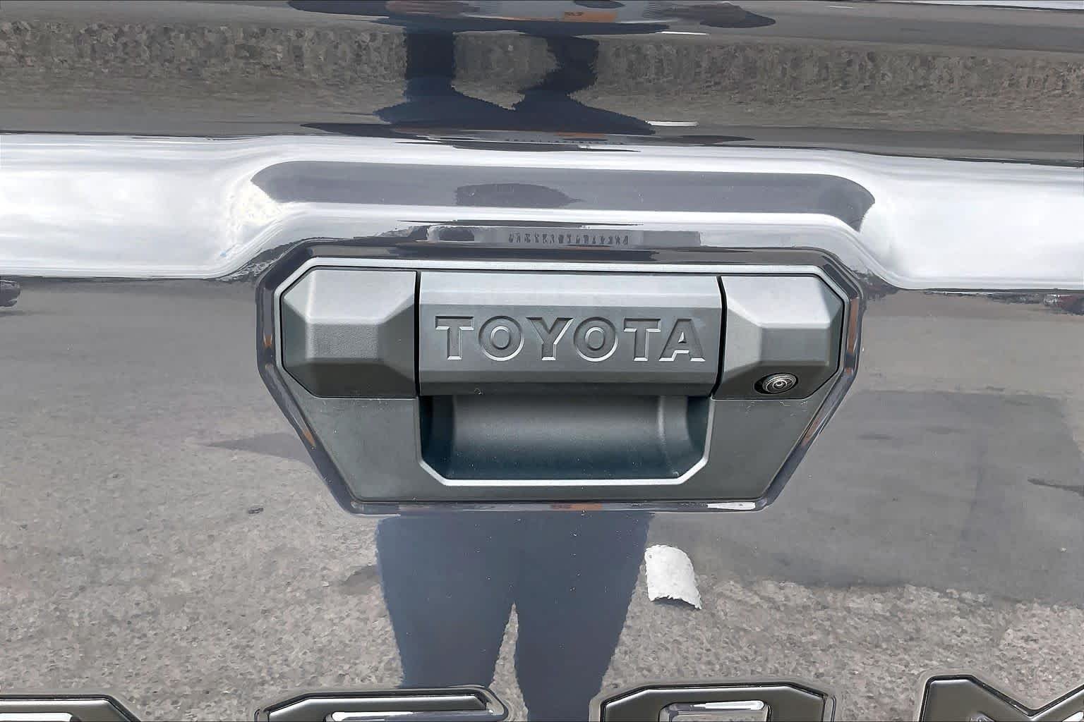 Used 2026 Underground Toyota SR5 image 30
