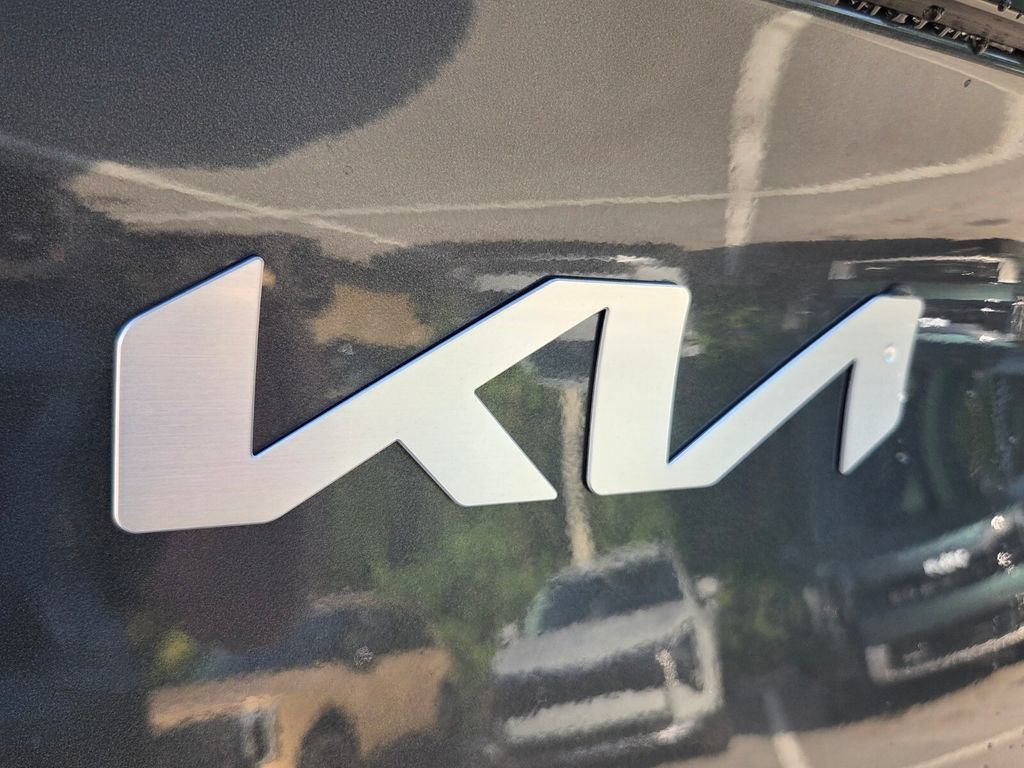 New 2026 Gravity Gray Kia EX image 15
