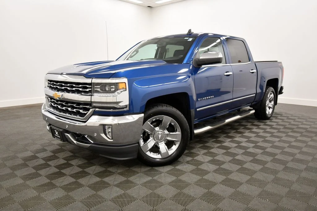 Used 2018 Blue Chevrolet LTZ image 2