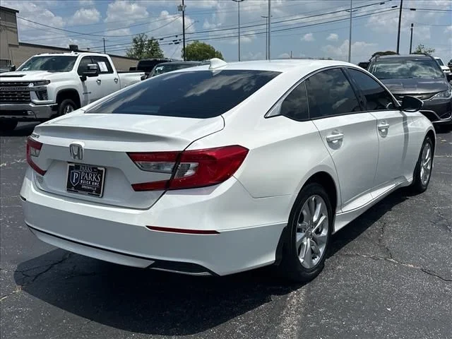 Used 2019  Honda LX image 11