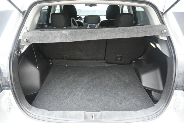 Used 2024 Silver Mitsubishi 2.0 ES image 30