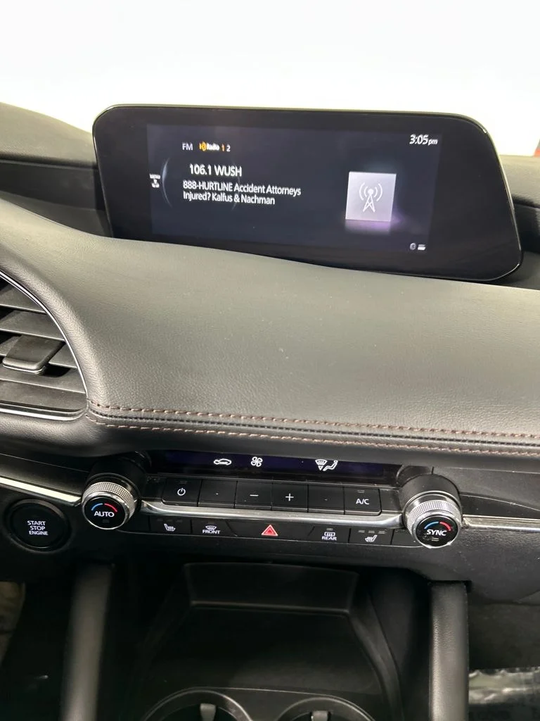 Used 2022 White Mazda Premium image 14