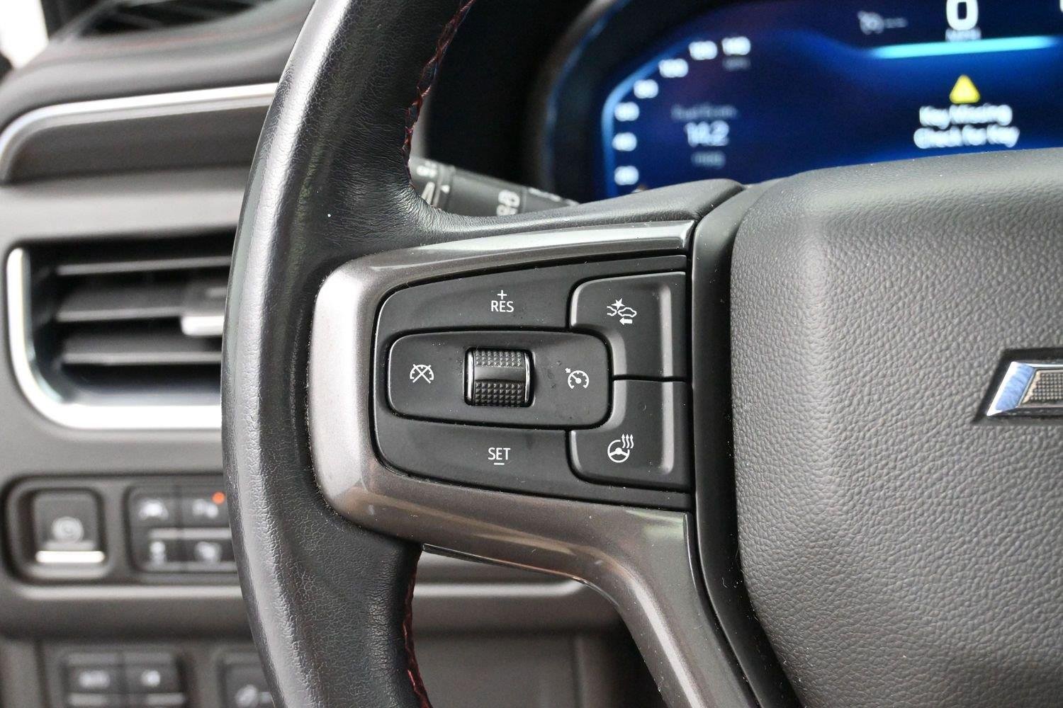 Used 2022 Summit White Chevrolet RST image 17