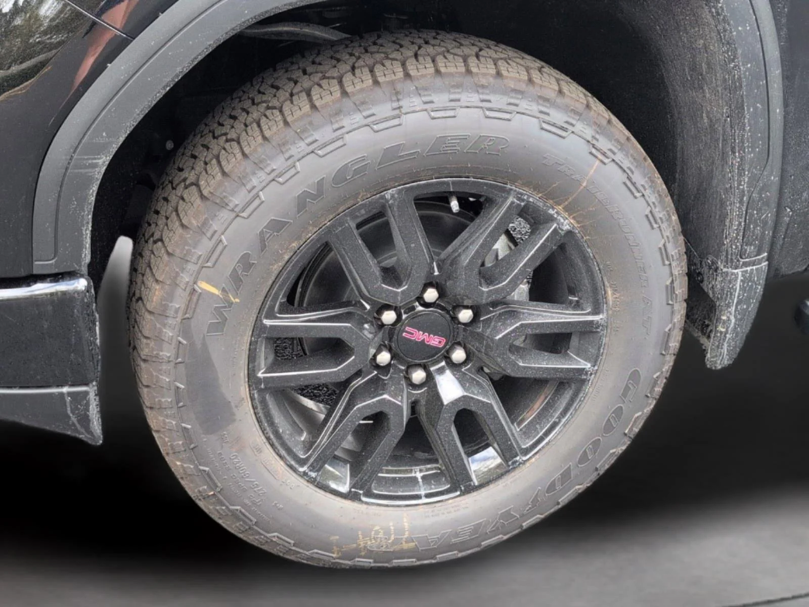 New 2026 Onyx Black GMC Elevation image 35