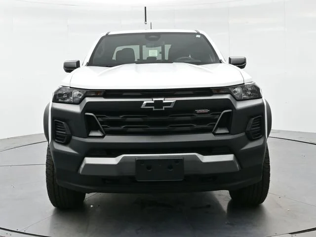 Used 2024 Summit White Chevrolet Trail Boss image 2