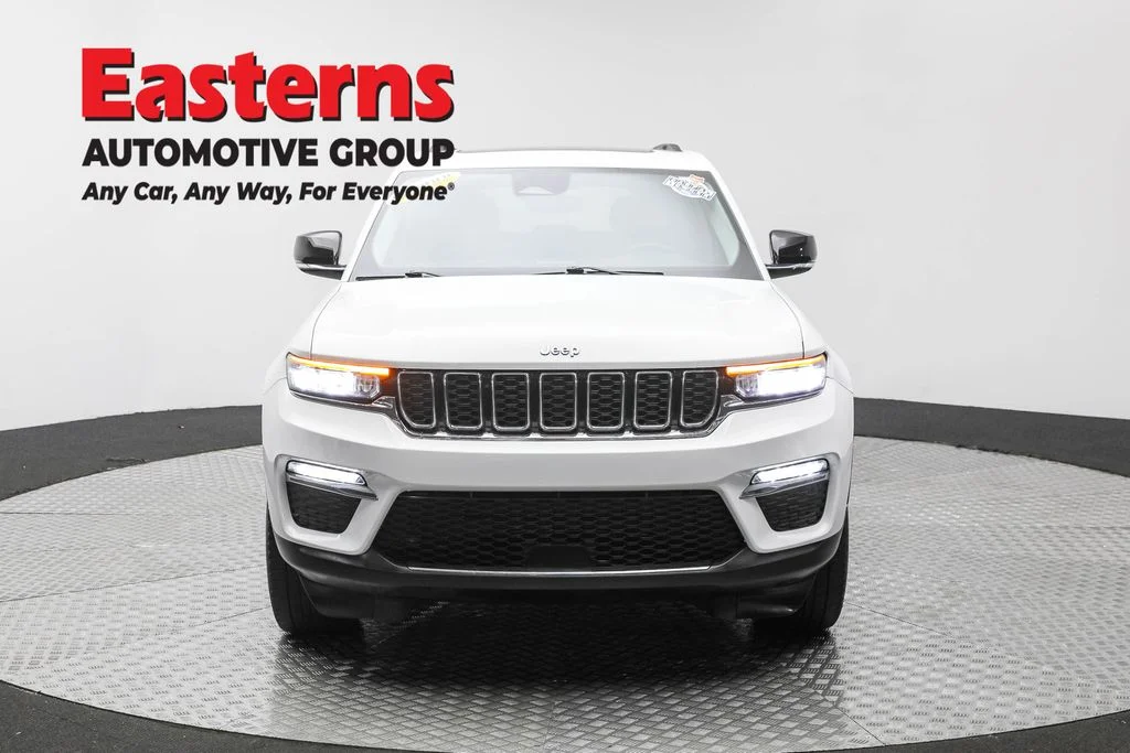 Used 2022 White Jeep 4xe image 2