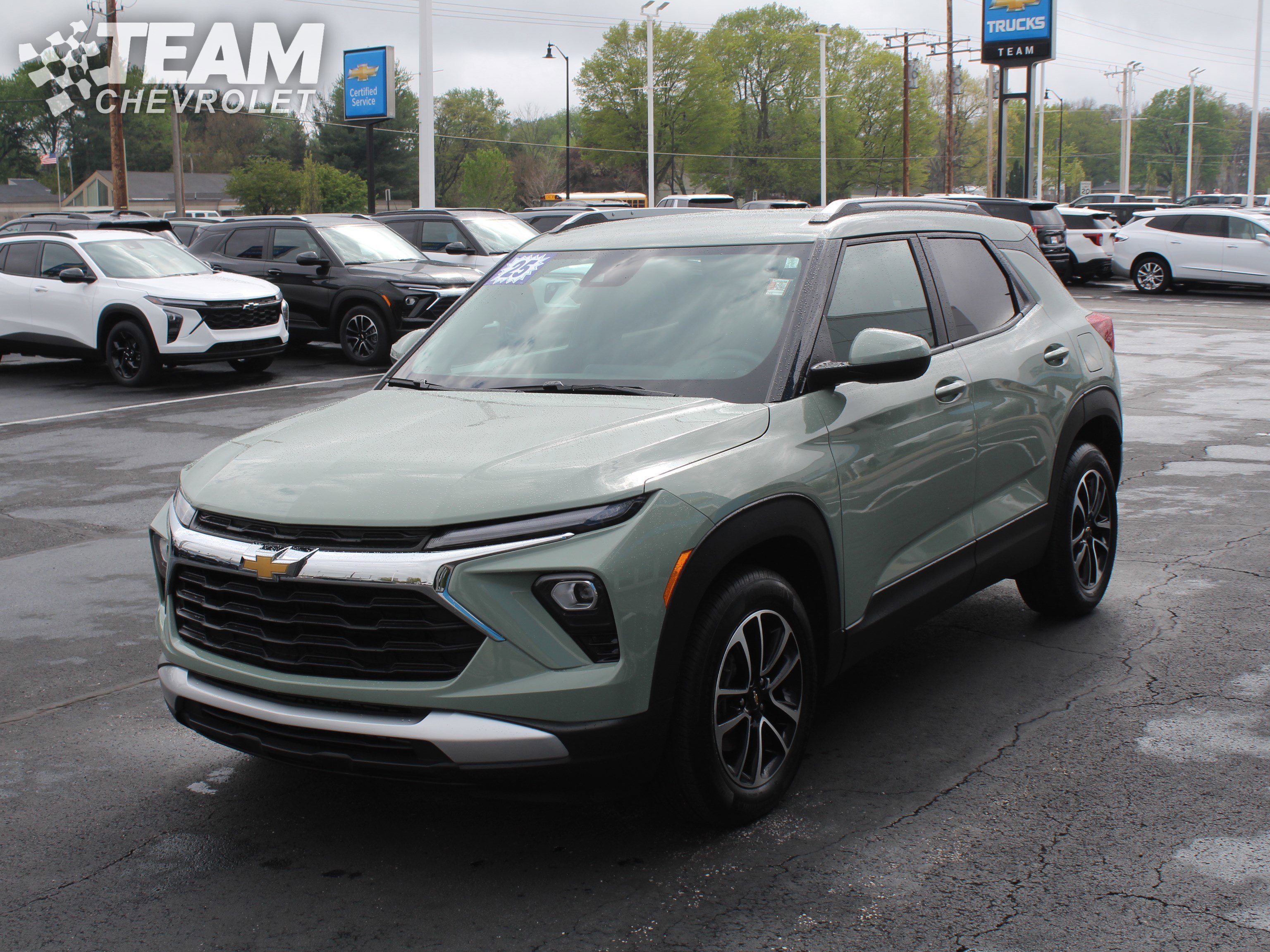 Used 2025 Cacti Green Chevrolet LT image 8