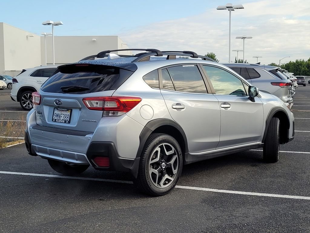 Used 2018 Silver Subaru 2.0i Limited image 6