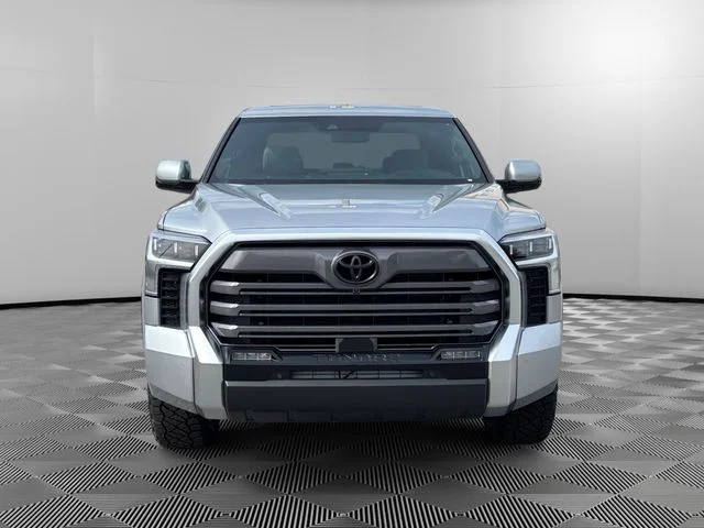 2026 Toyota Tundra Limited - Photo 8