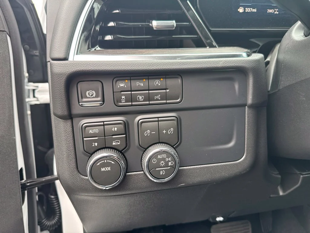 2026 Chevrolet Tahoe LT - Photo 31