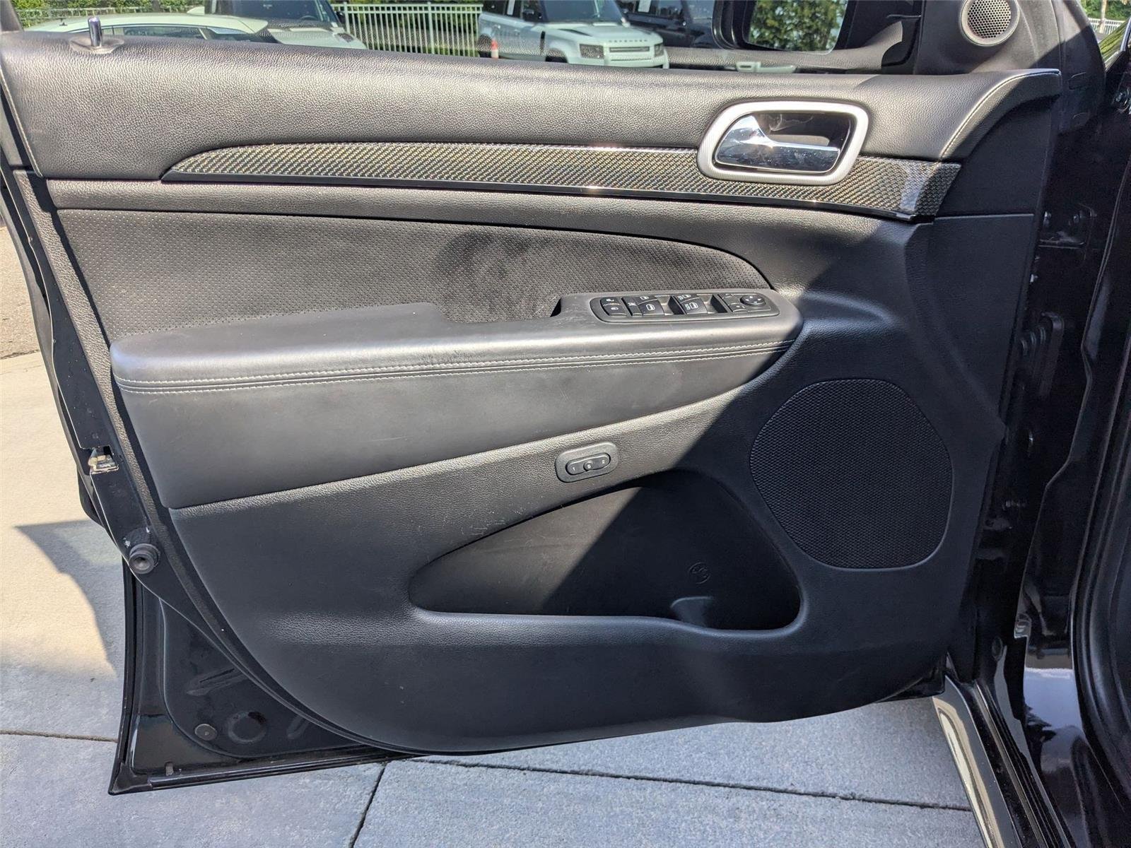 Used 2020 Granite Crystal Metallic Clearcoat Jeep Trackhawk image 11