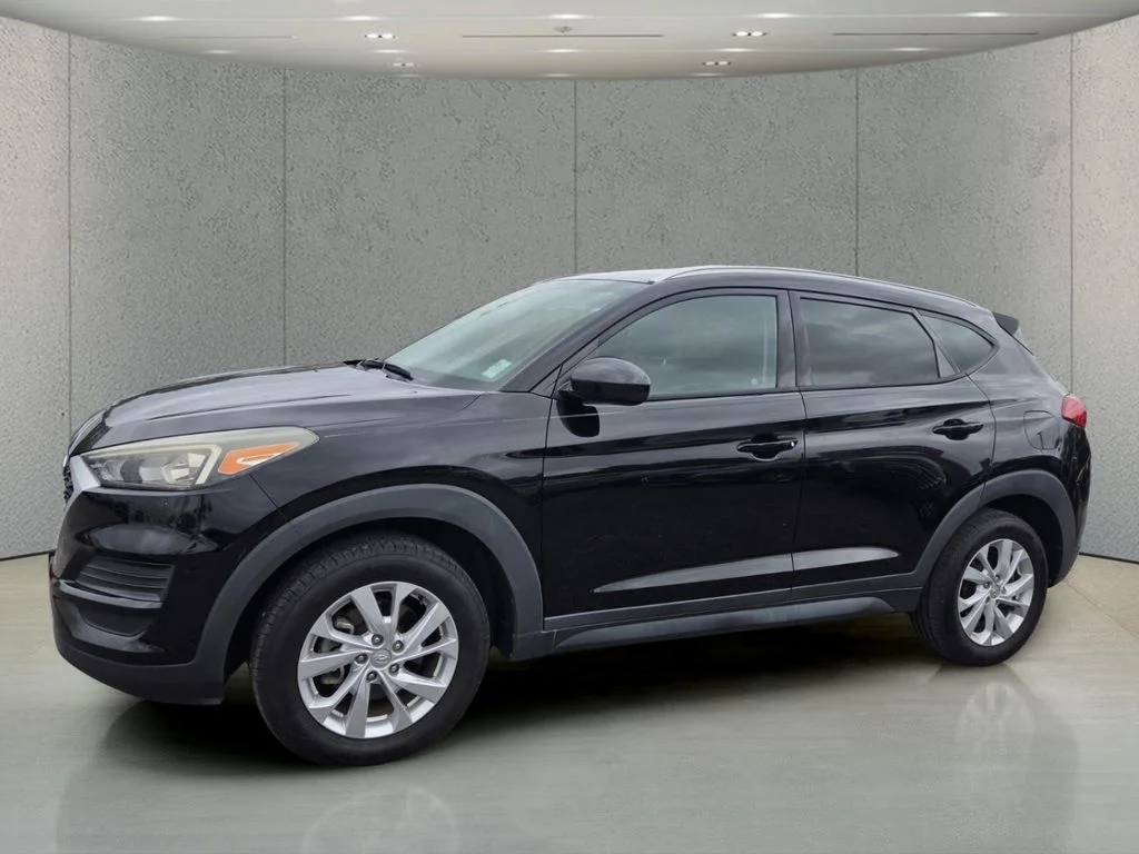 Used 2019 Black Hyundai Value image 1
