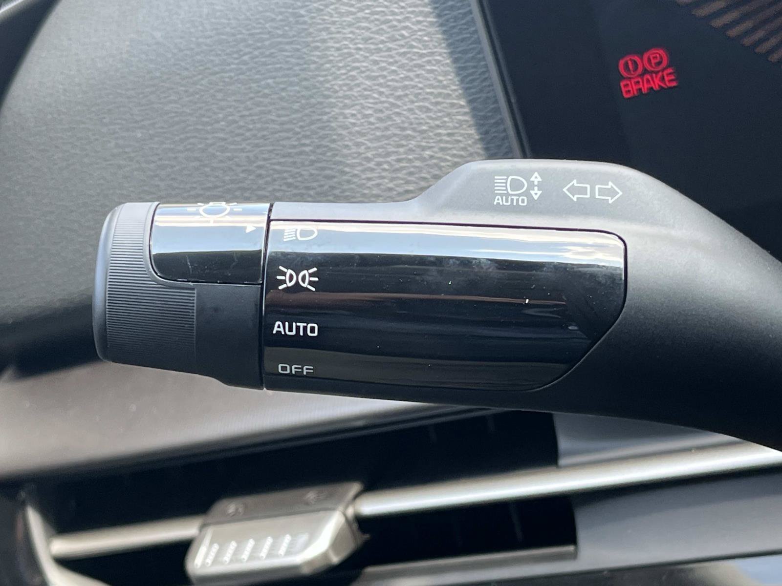 New 2027 Ebony Black Kia EX image 34
