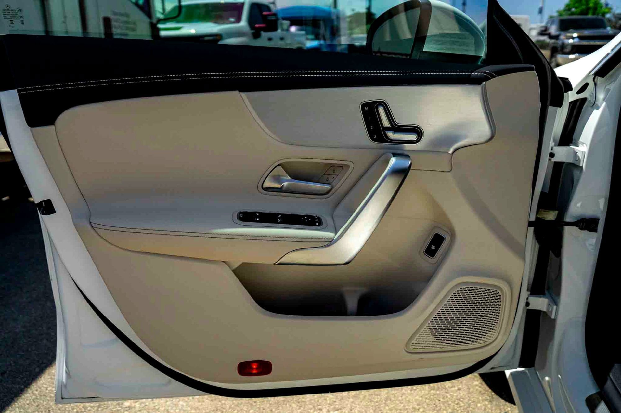 Used 2025 Polar White Mercedes-Benz CLA 250 image 9