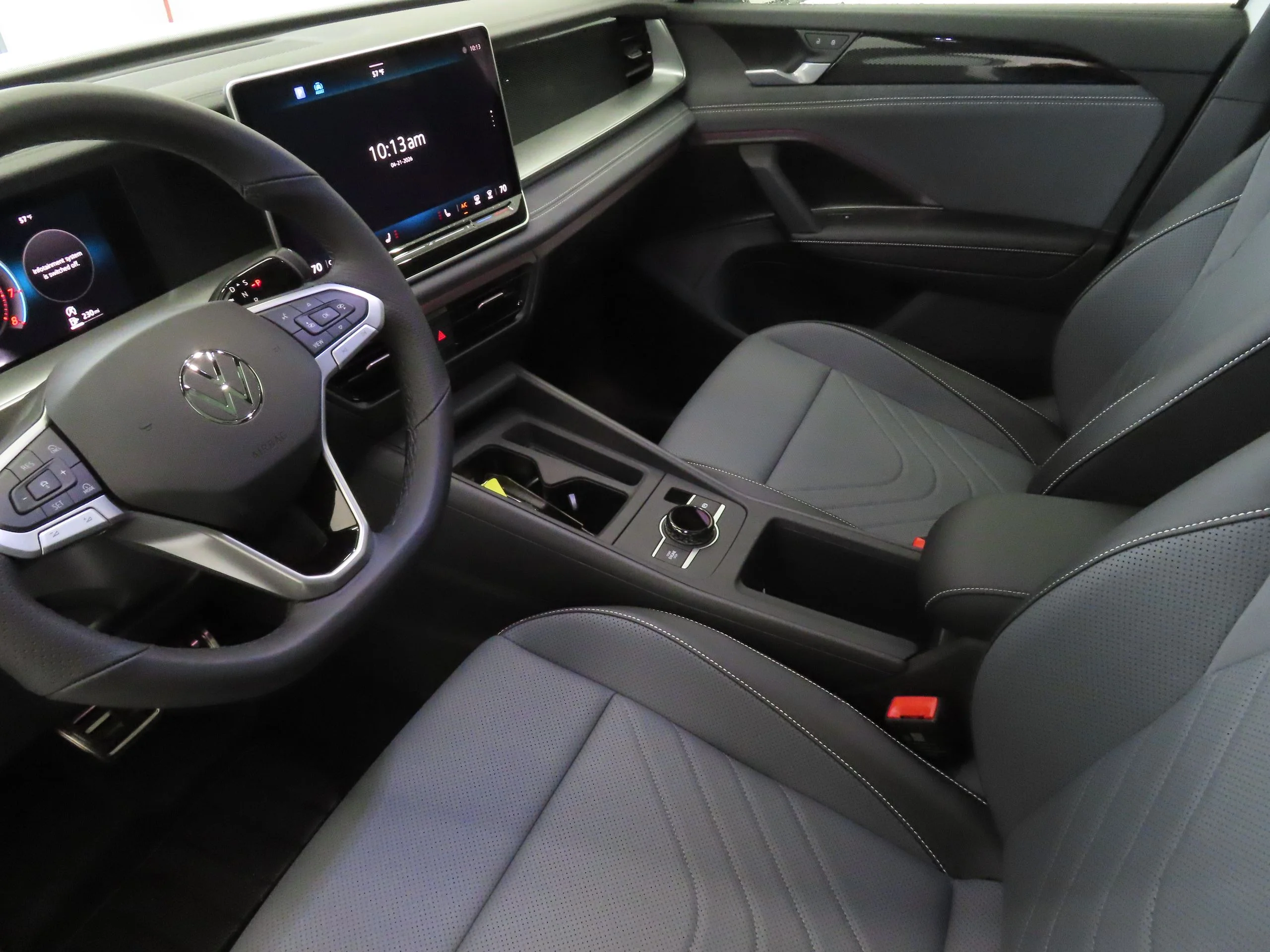 New 2026 White Volkswagen 2.0T SE R-Line Black image 21