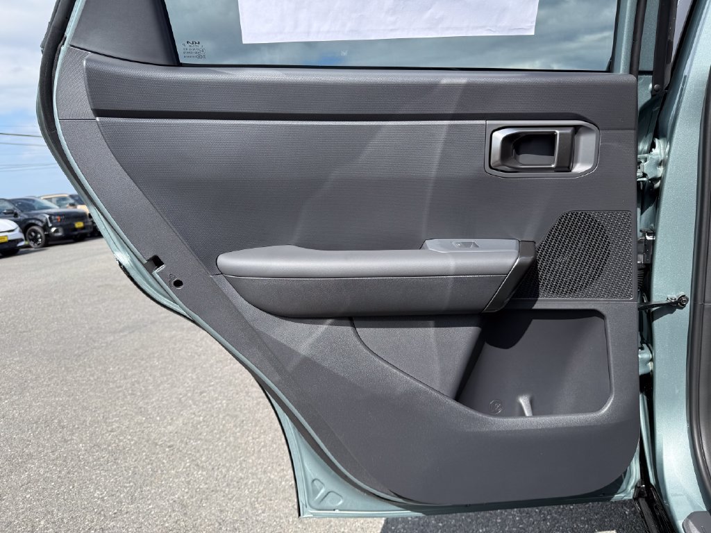 New 2027 Iceberg Green Kia X-Line S image 25