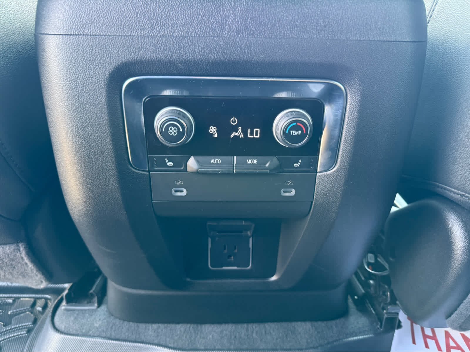 Used 2024 Summit White Chevrolet Premier image 13