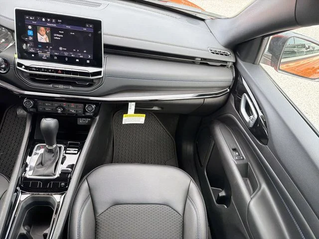 New 2026 Joose Exterior Paint Jeep Latitude image 15