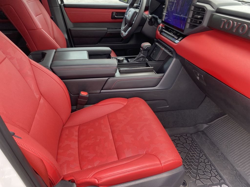 2025 Toyota Sequoia TRD Pro - Photo 31