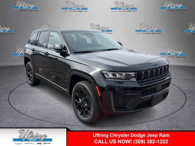 2026 Jeep Grand Cherokee Laredo Altitude