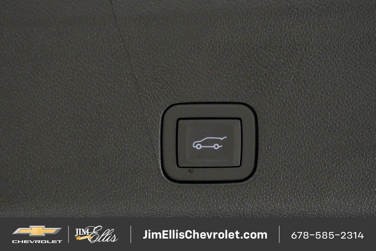 New 2026 Summit White Chevrolet Z71 image 35